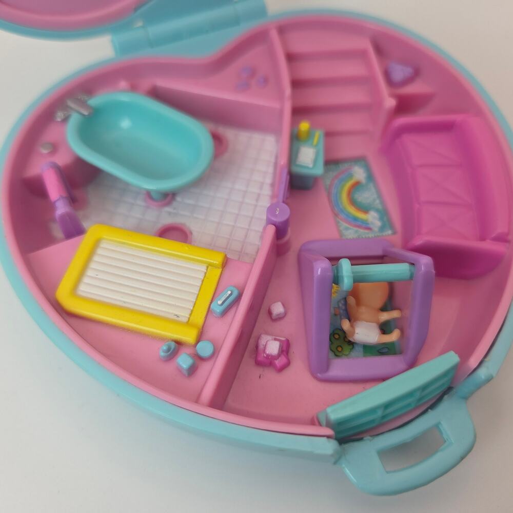 Vintage 1994 Polly Pocket Bluebird Babytime Fun Compact + 1 Baby Figure - Picture 6 of 8